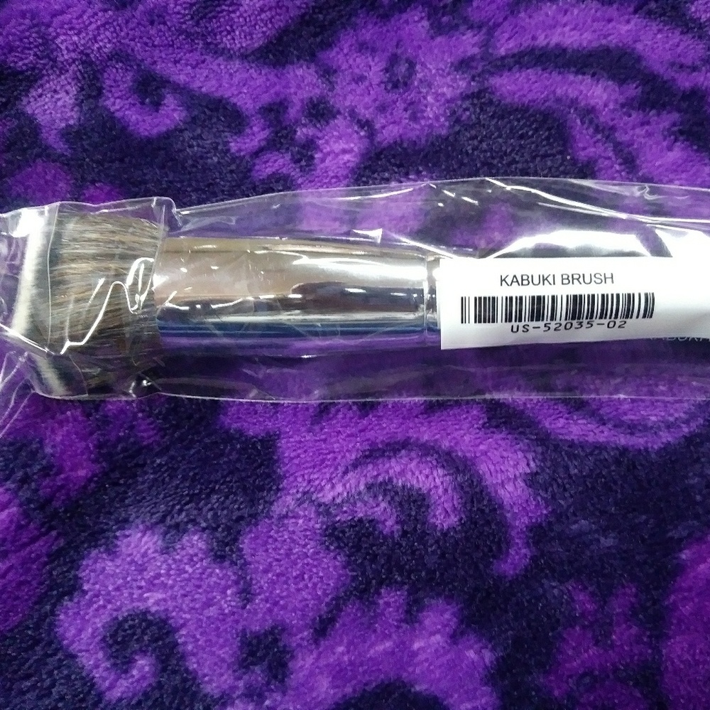 Younique Kabuki Brush